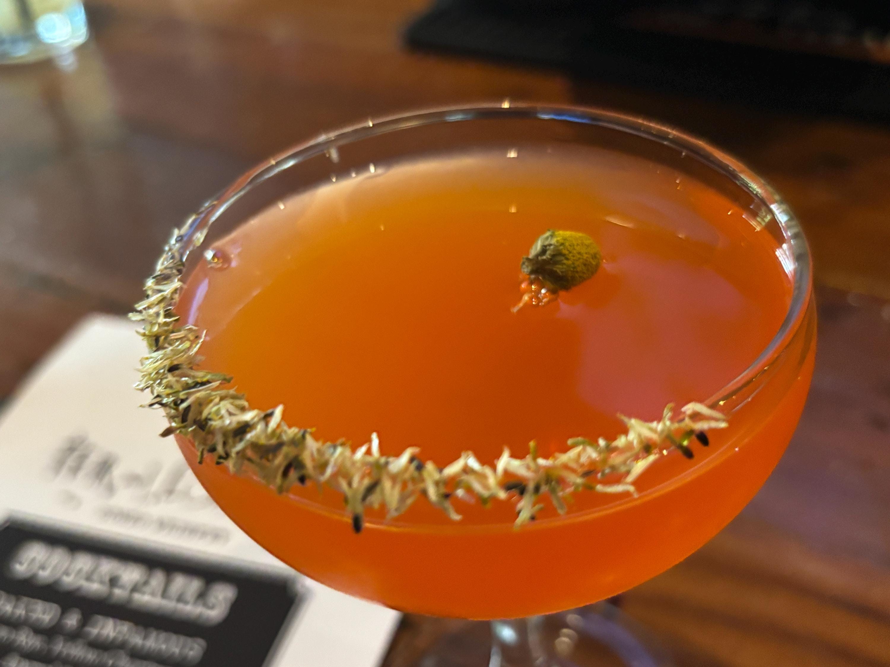 Organic Buzz Buttons: Herbal Cocktail Garnish Edible Spilanthes Flowers